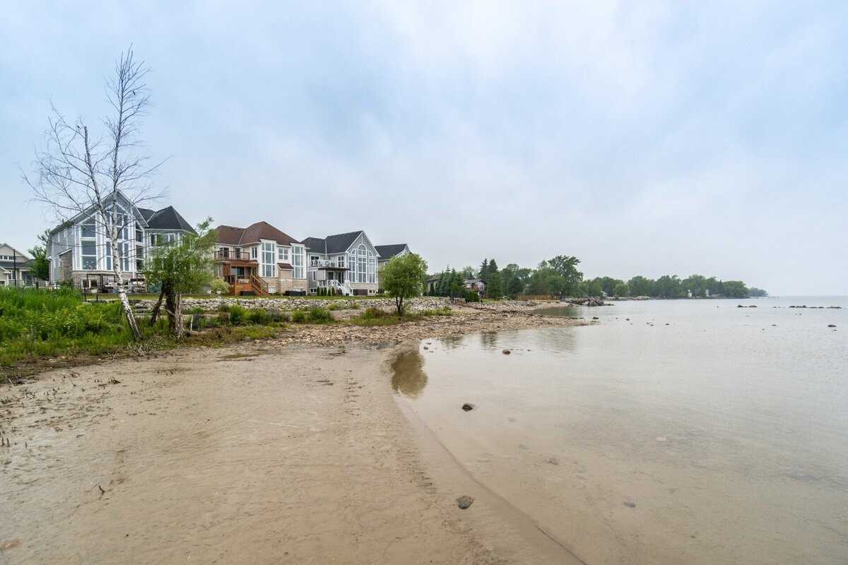 25 Waterview Road