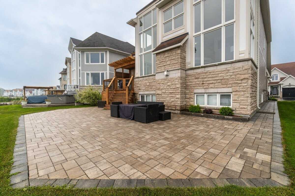25 Waterview Road