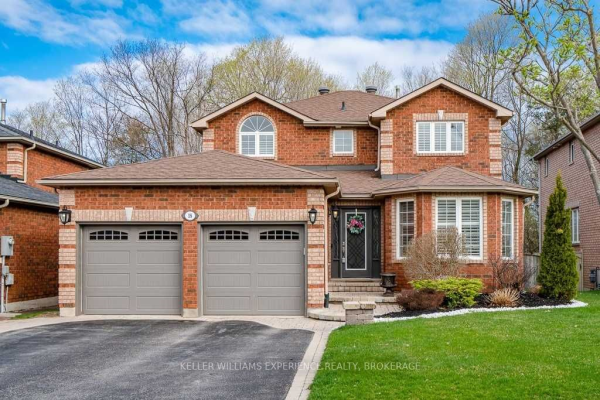 18 Holly Meadow Rd, Barrie