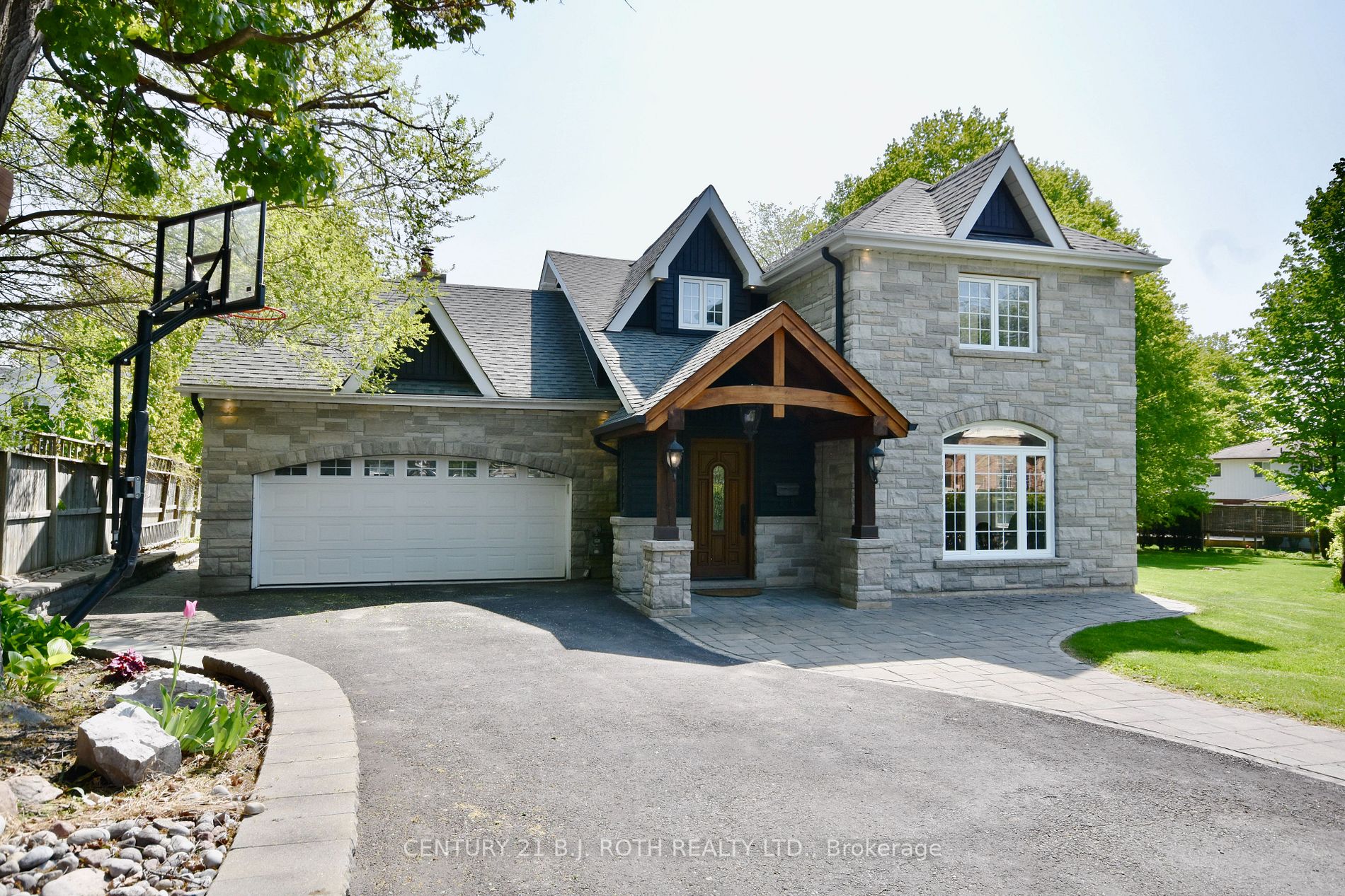 105 Duckworth Street