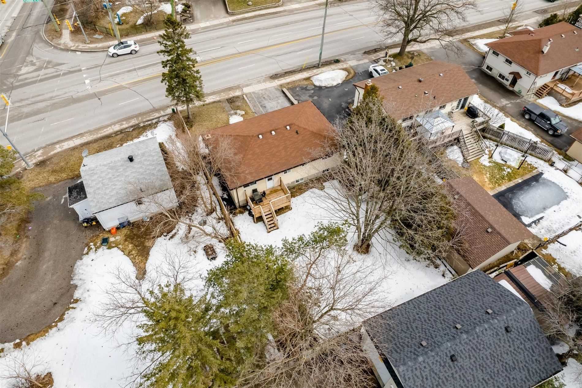 200 Ferndale Drive N