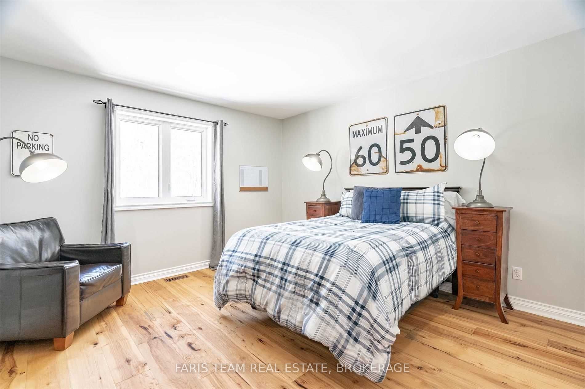 Listing S6025709 - Large Photo # 19