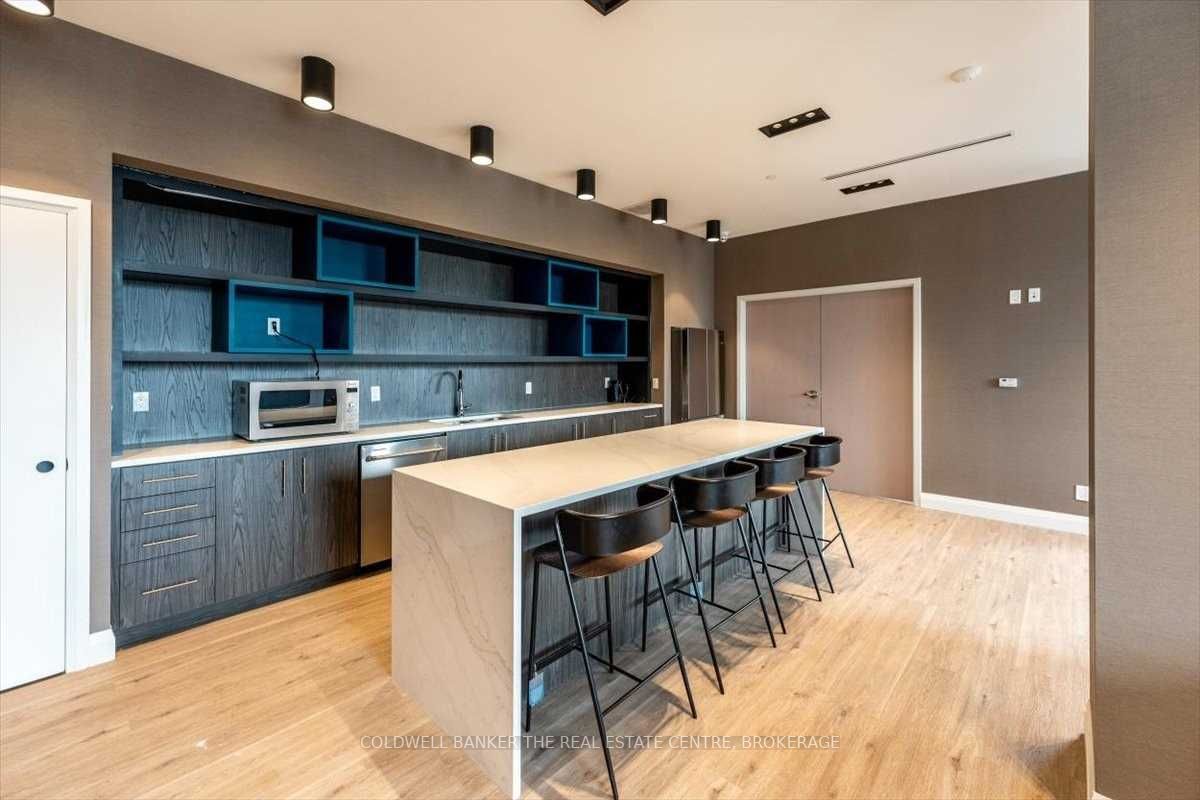 58 Lakeside Terrace, #317