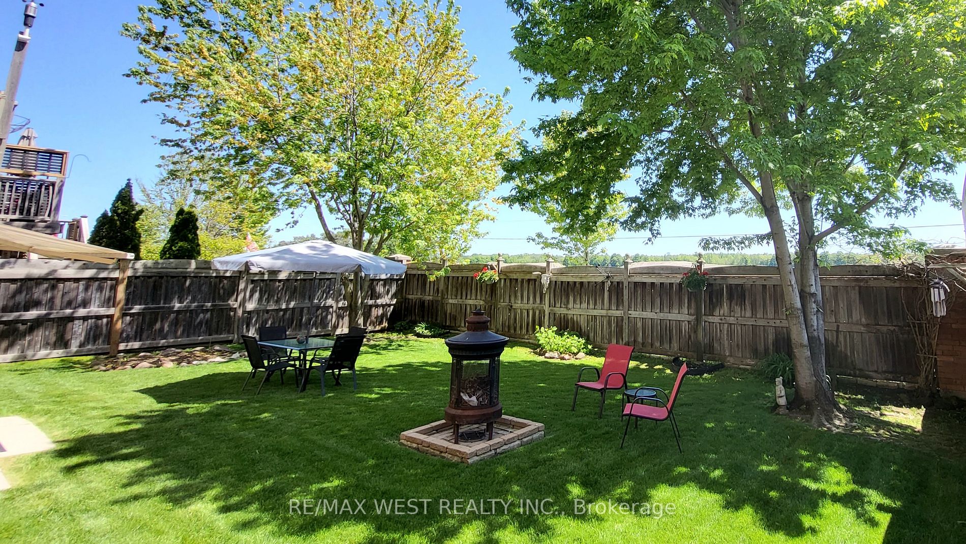 118 Succession Cres