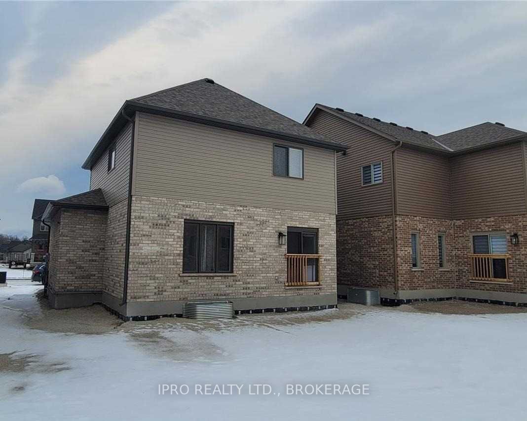12 Mitchell Ave