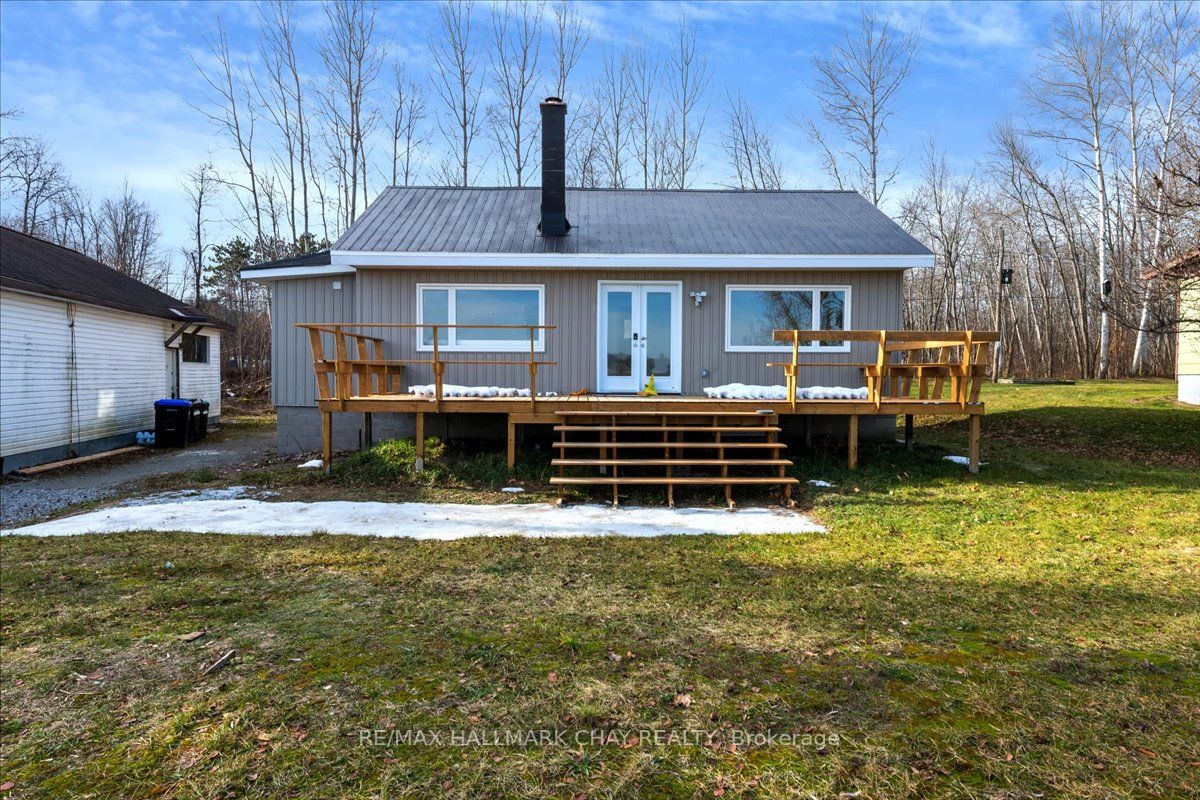 Listing S6039008 - Large Photo # 1