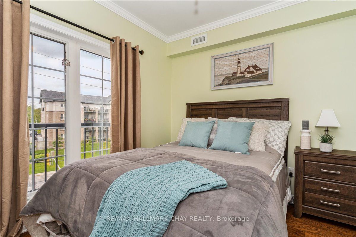 Listing S6043516 - Large Photo # 24
