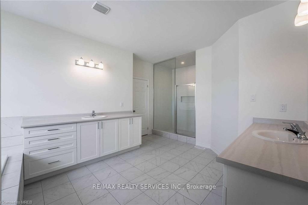 Listing S6044140 - Large Photo # 21