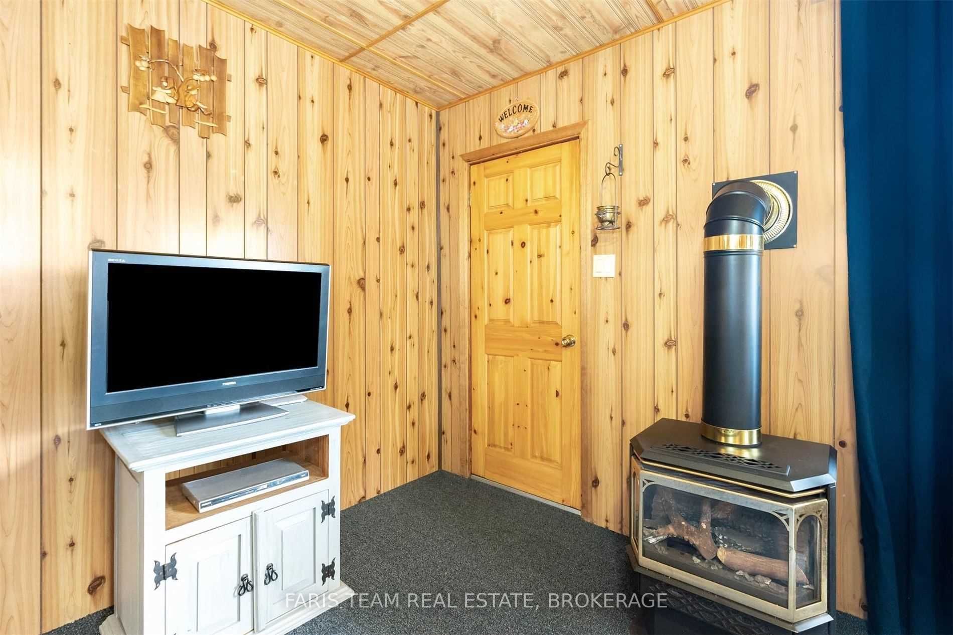 Listing S6044183 - Large Photo # 6
