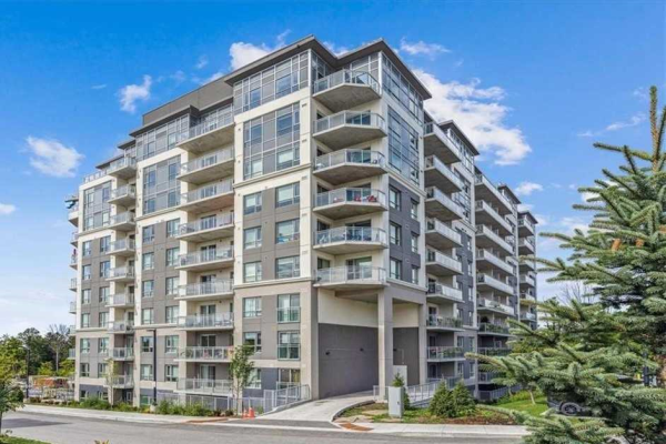 58 Lakeside Terr, Barrie