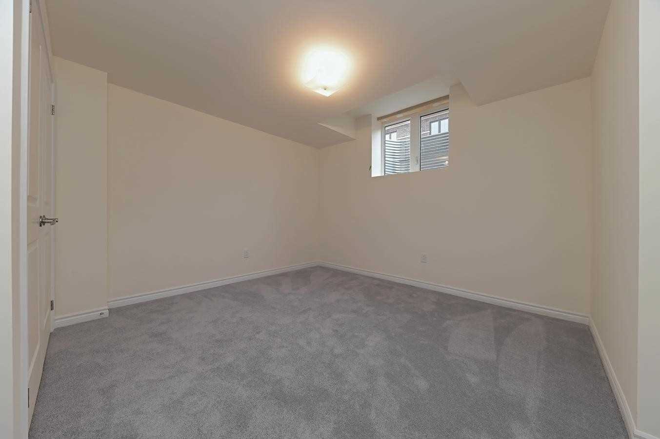 4 Bannister Rd