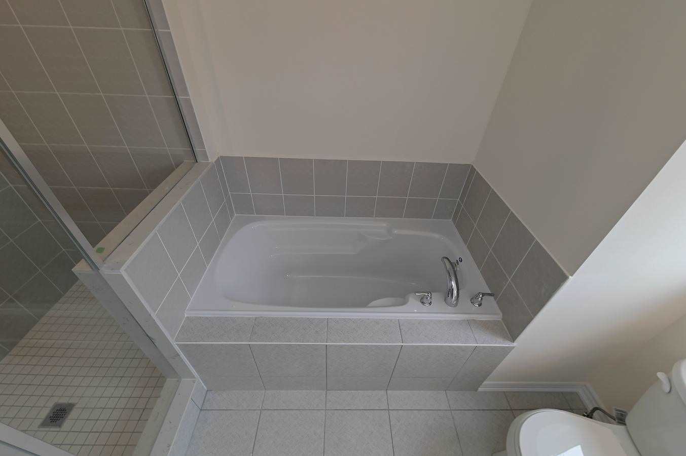 4 Bannister Rd