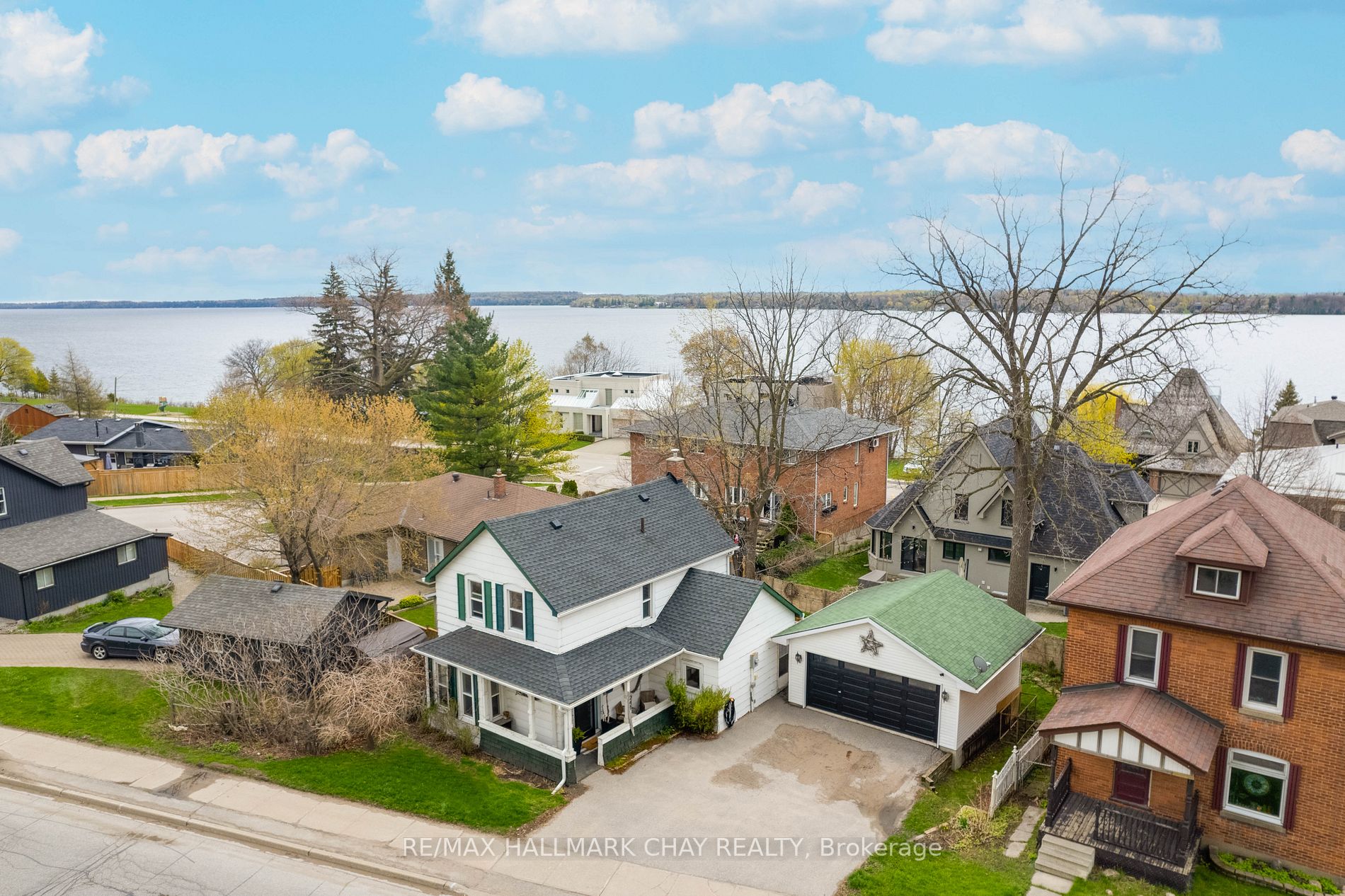 Listing S6045296 - Large Photo # 2