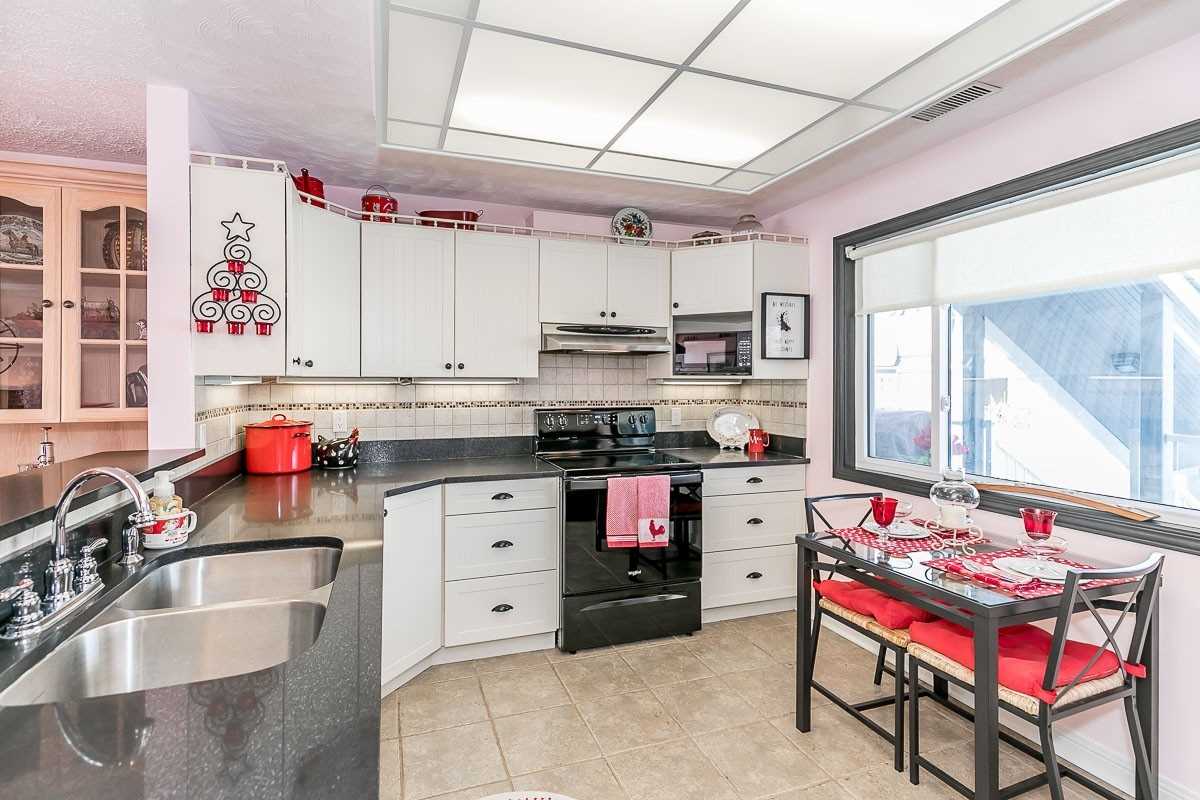 585 Atherley Road, #201