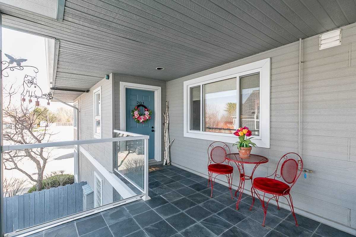 585 Atherley Road, #201