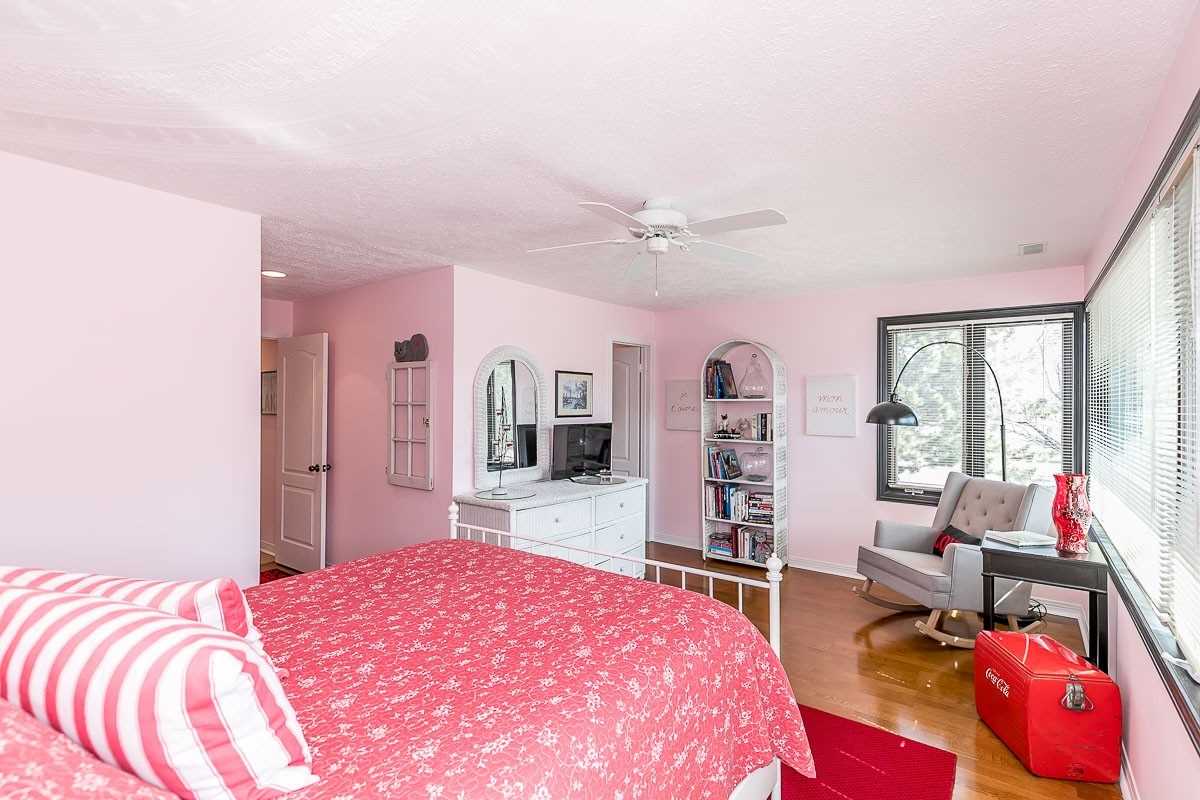 585 Atherley Road, #201
