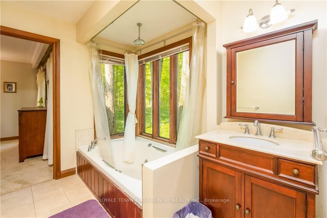 Listing S6046504 - Large Photo # 30
