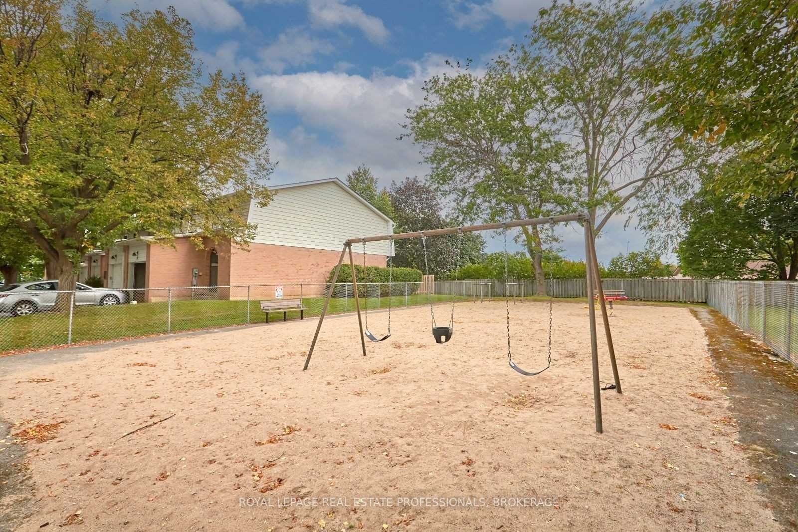 2 Bernick Dr, #23