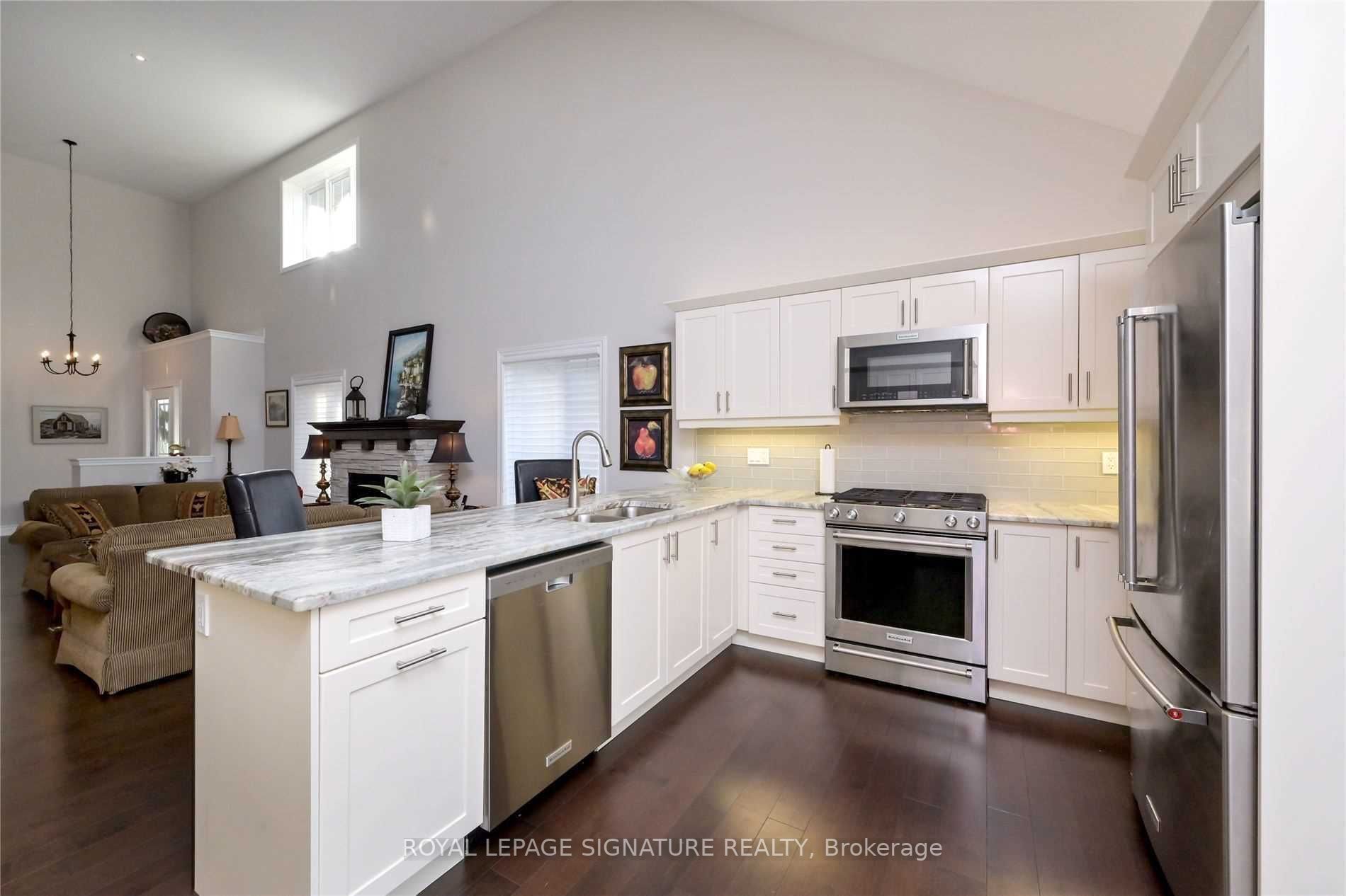 Listing S6047868 - Large Photo # 12