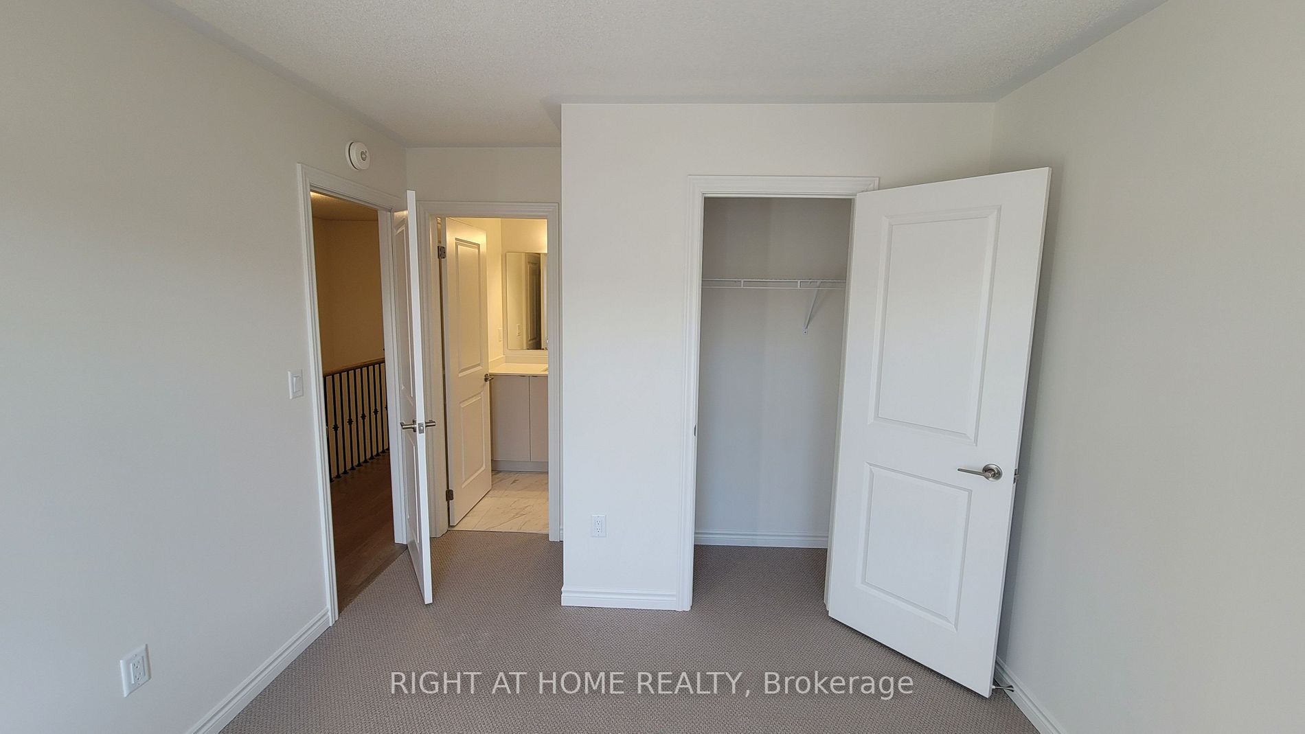 Listing S6048448 - Large Photo # 21