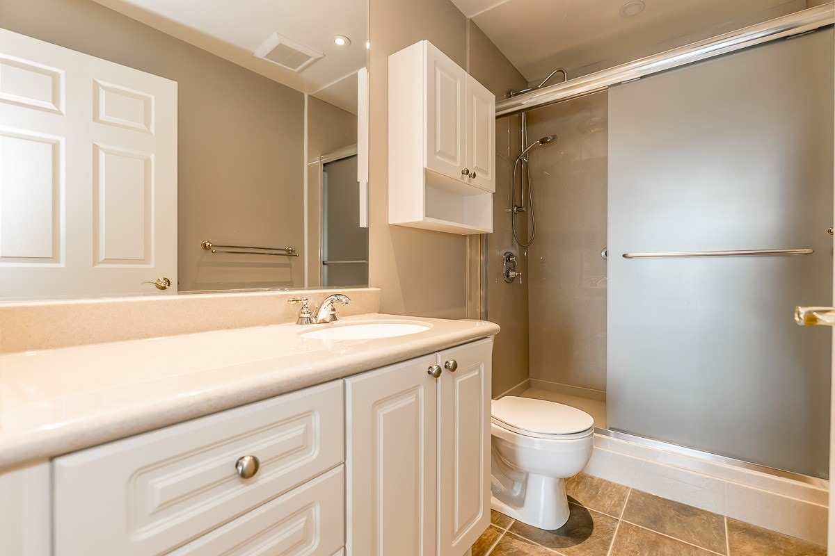 6 Toronto St, #801