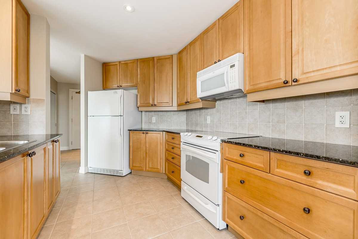 6 Toronto St, #801