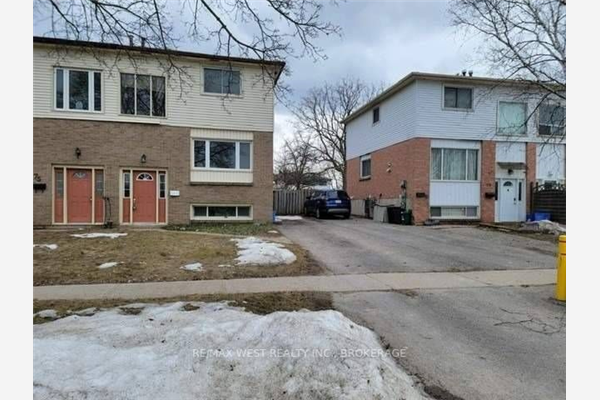 77 Carlton Rd, Barrie