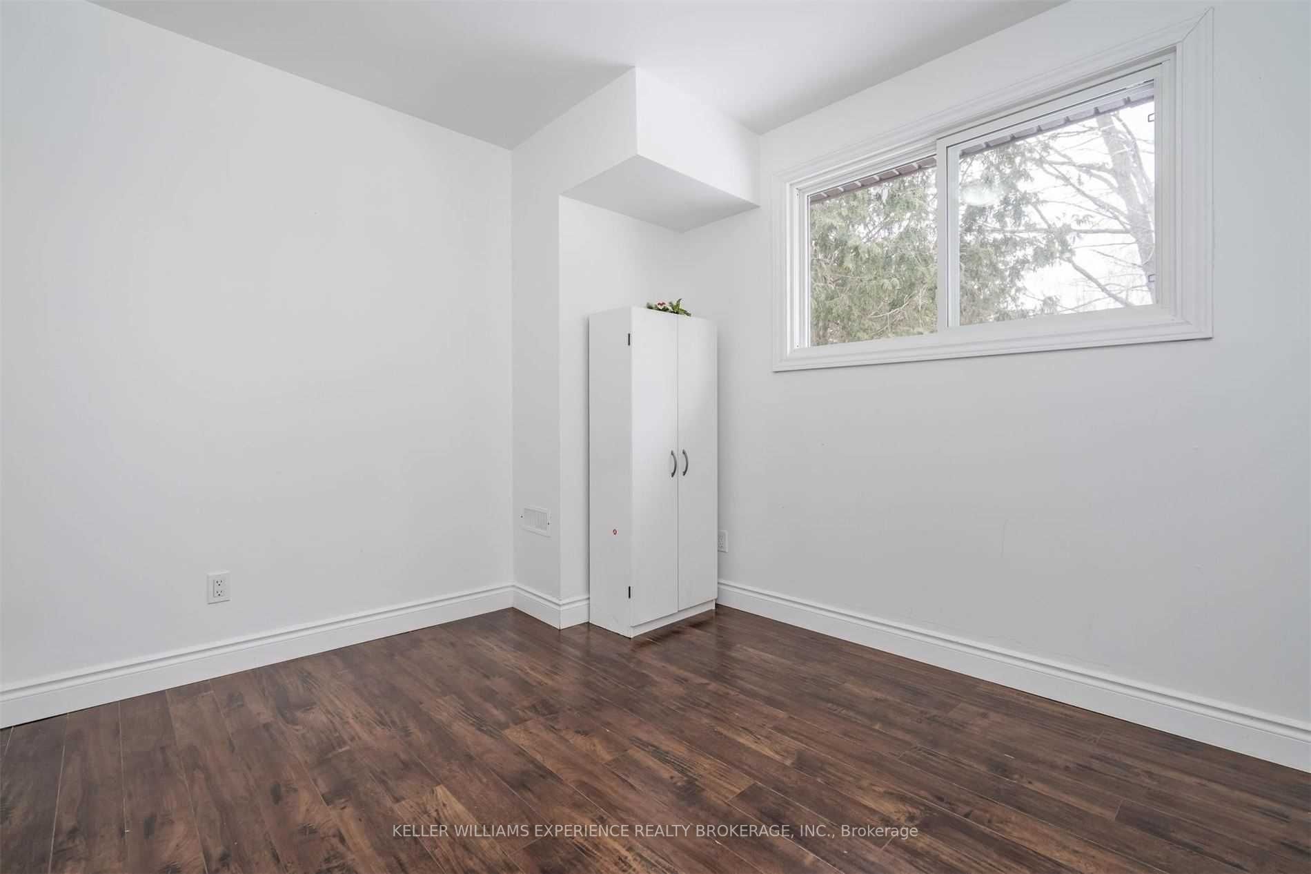 200 Ferndale Drive N