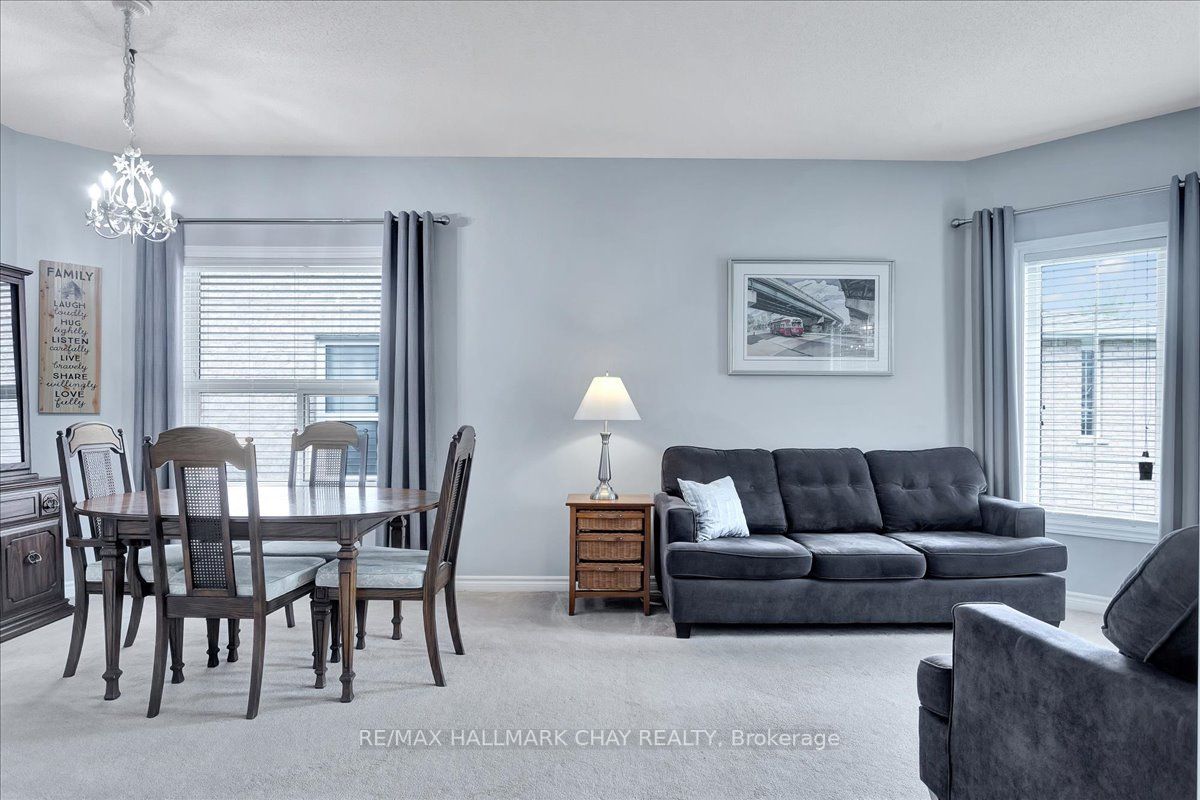 Listing S6052300 - Large Photo # 10