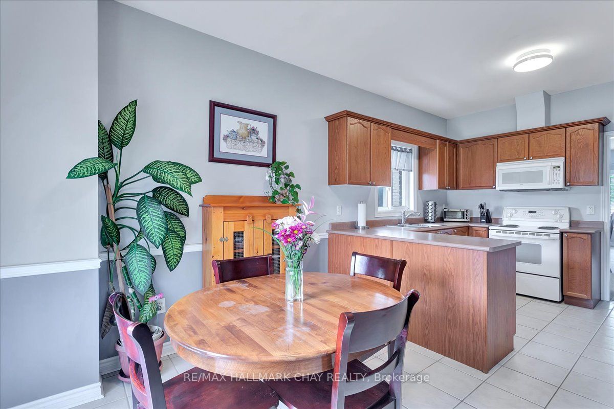 Listing S6052300 - Large Photo # 18