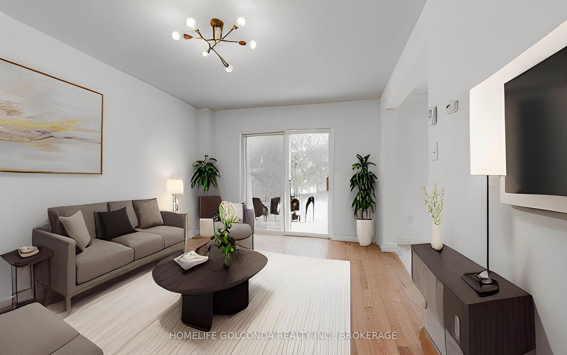 18 Cassandra Dr W