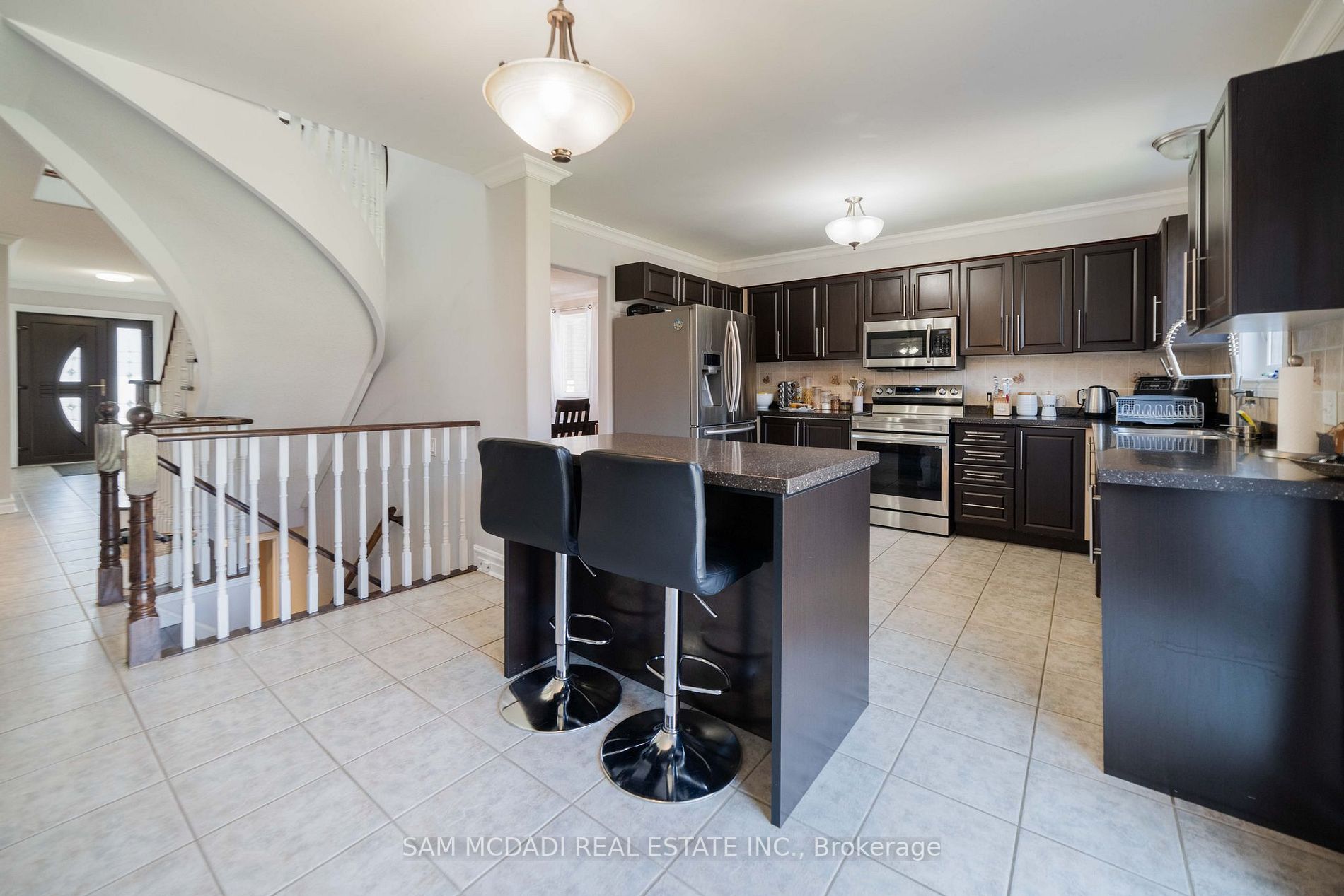 32 Irene Dr