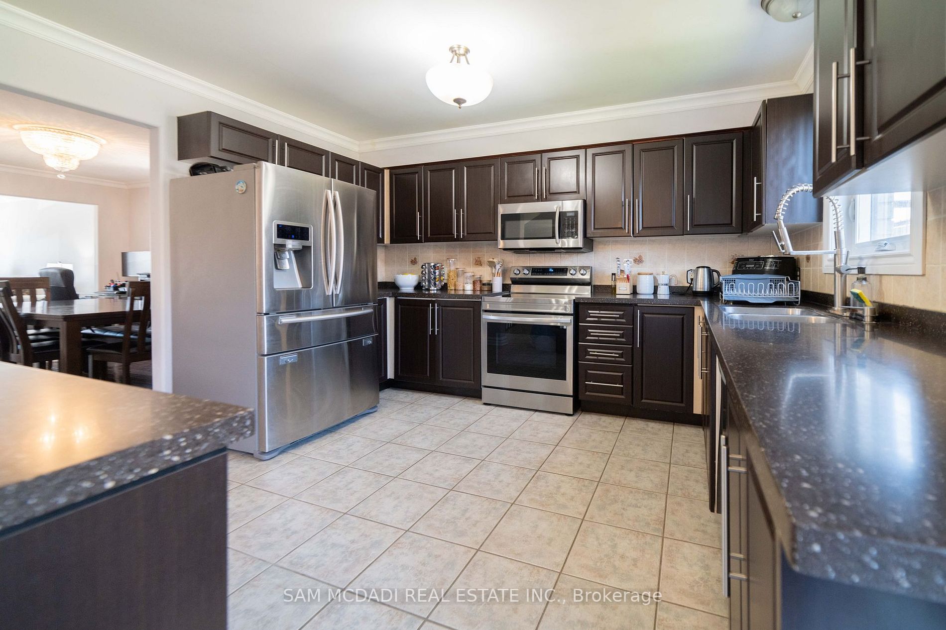 32 Irene Dr