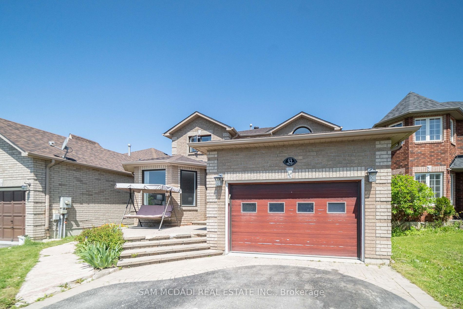 32 Irene Dr