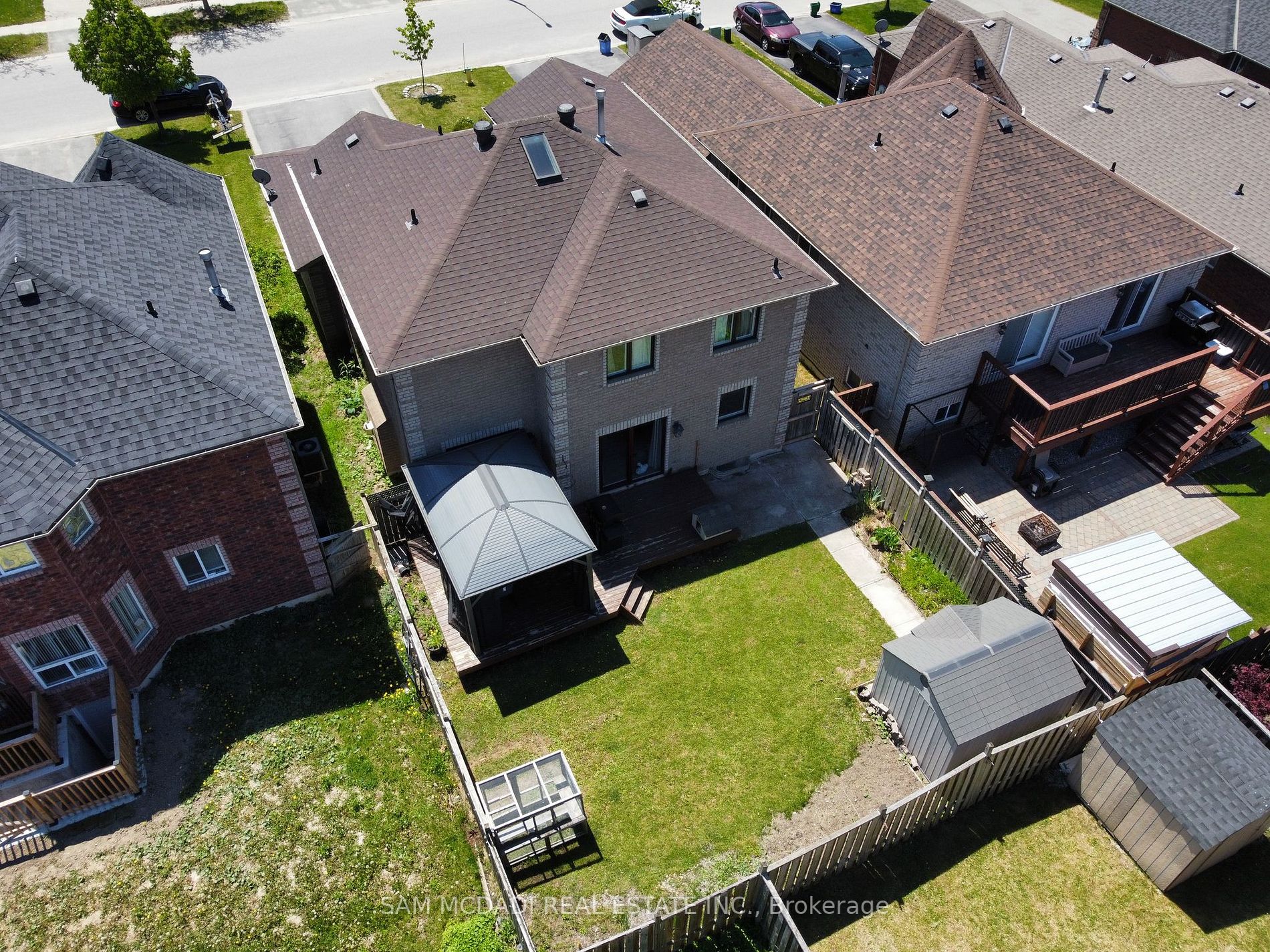 32 Irene Dr