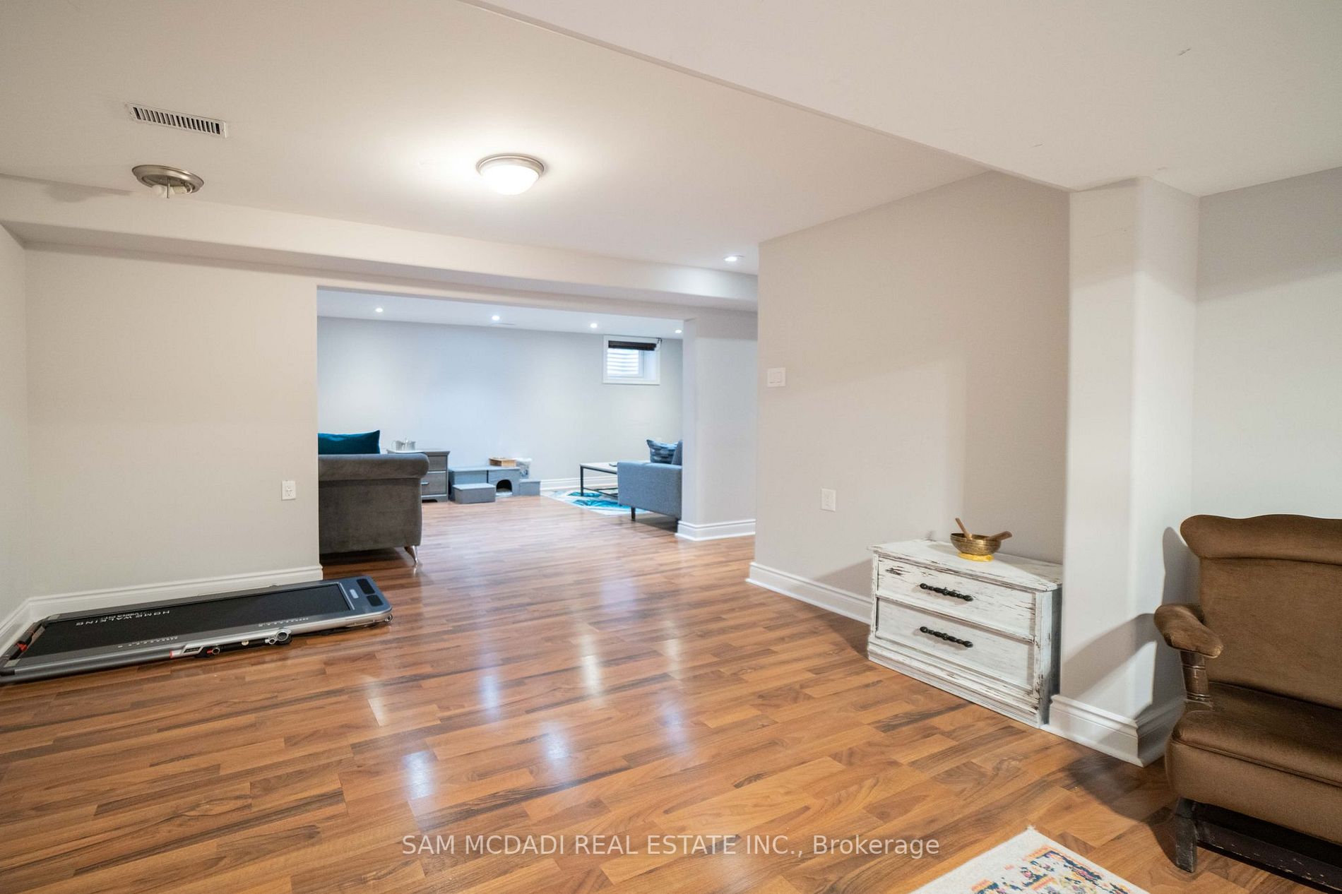 32 Irene Dr