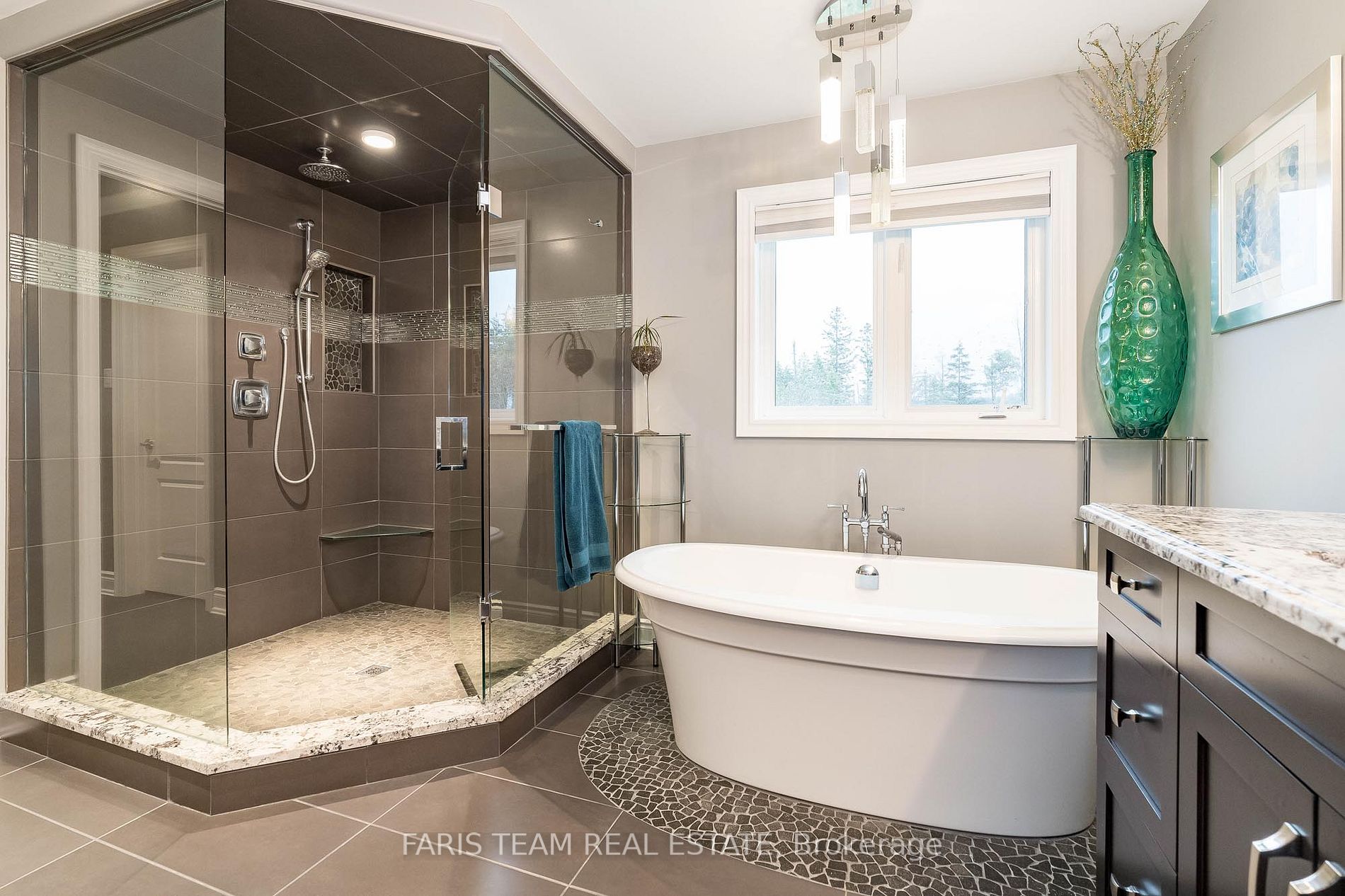 41 Heatherwood Dr