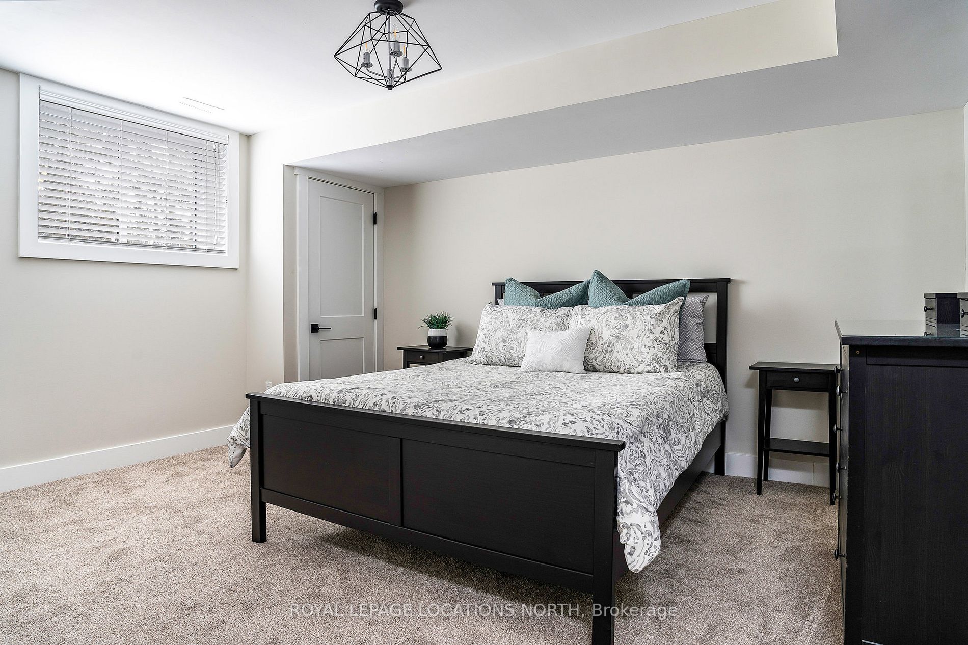 131 Glenlake Blvd