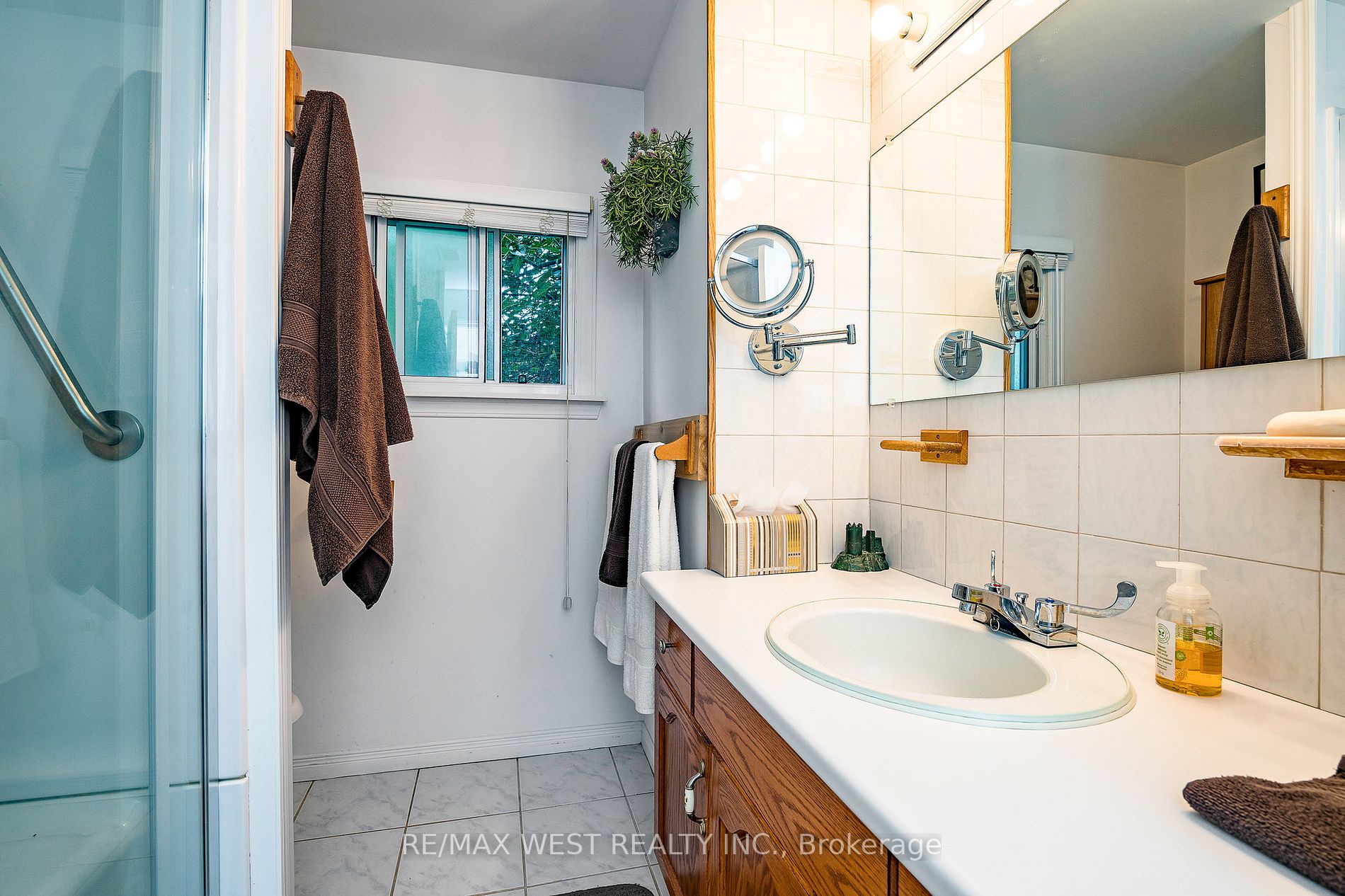Listing S6062132 - Large Photo # 19