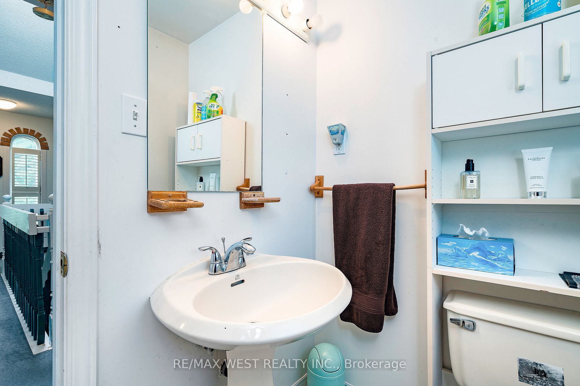 Listing S6062132 - Large Photo # 24