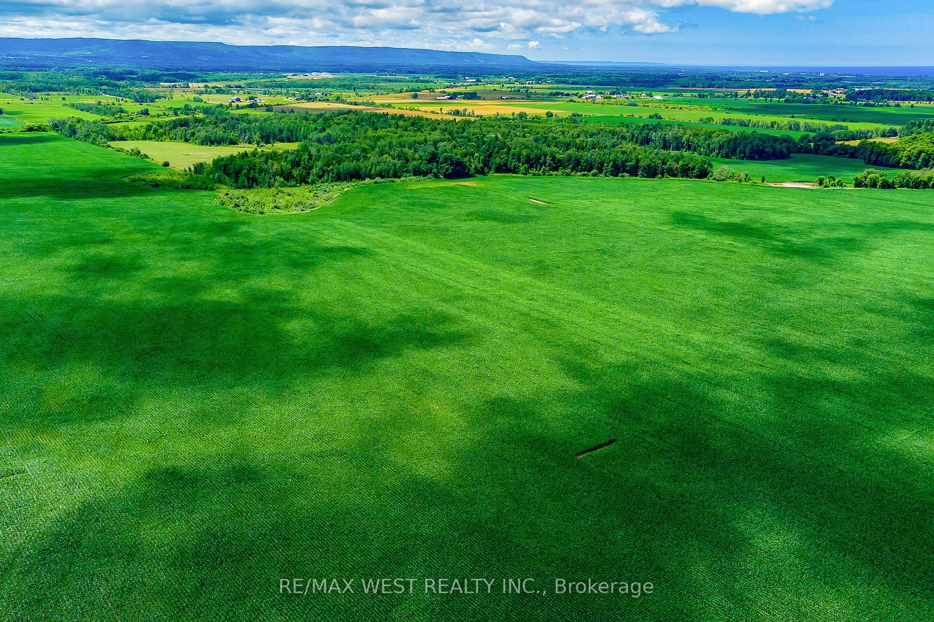 Listing S6062132 - Large Photo # 38