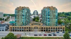 140 Dunlop St E, #303