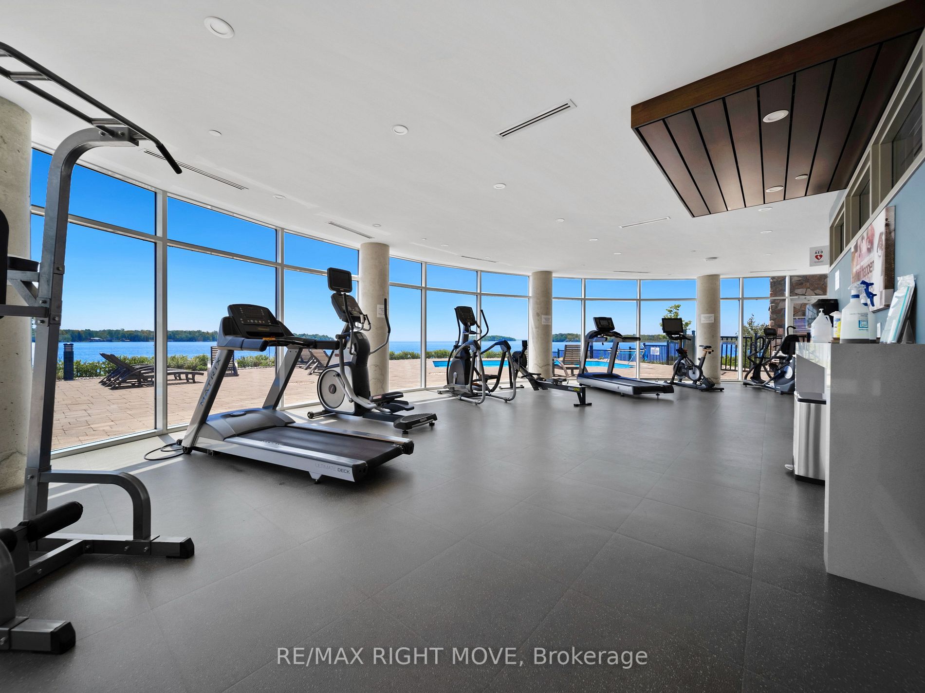 90 Orchard Point Rd, #402