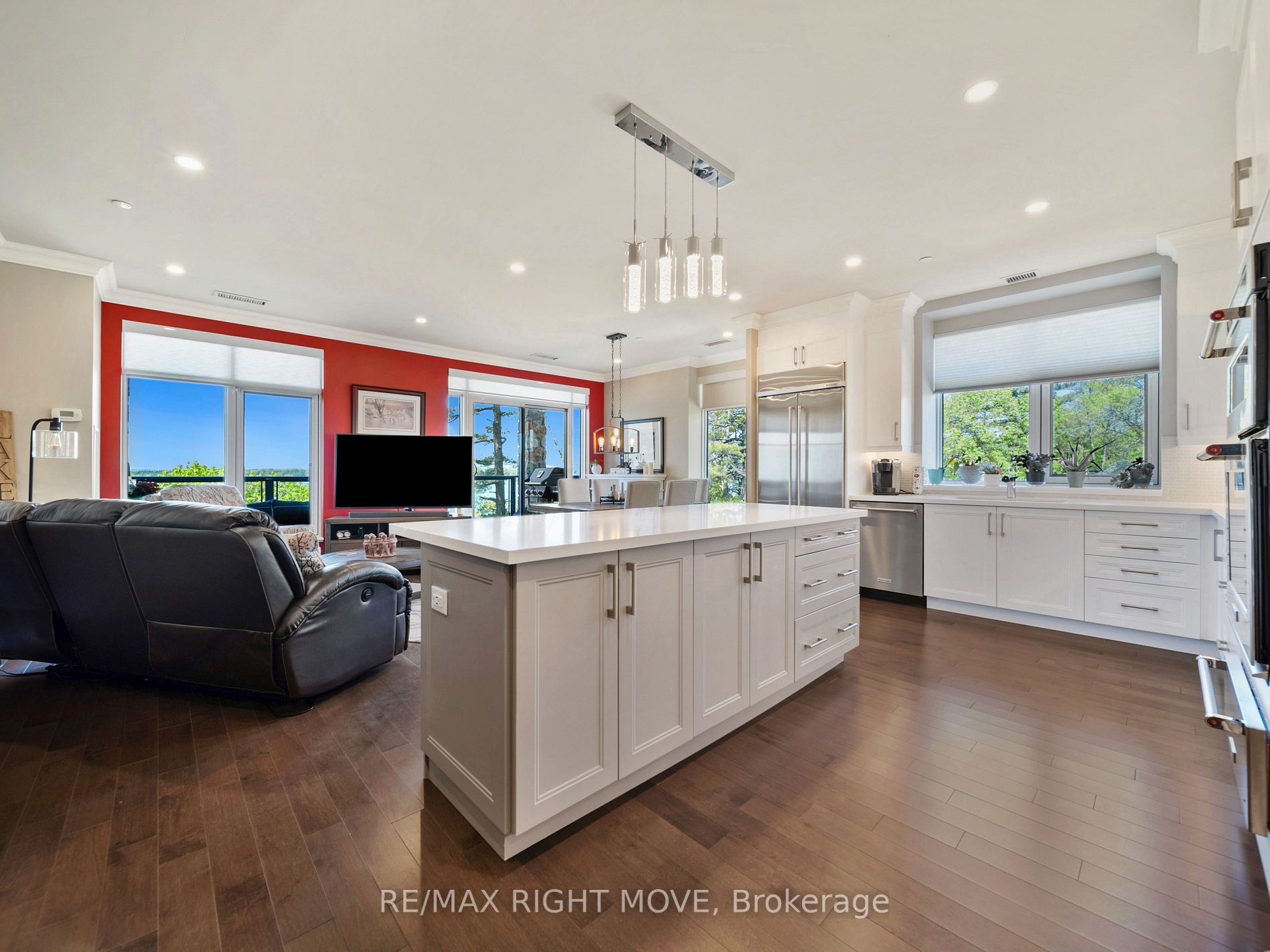 90 Orchard Point Rd, #402
