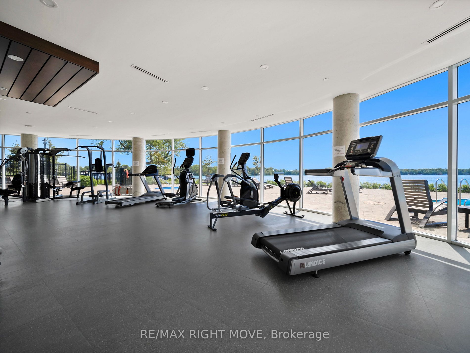 90 Orchard Point Rd, #402
