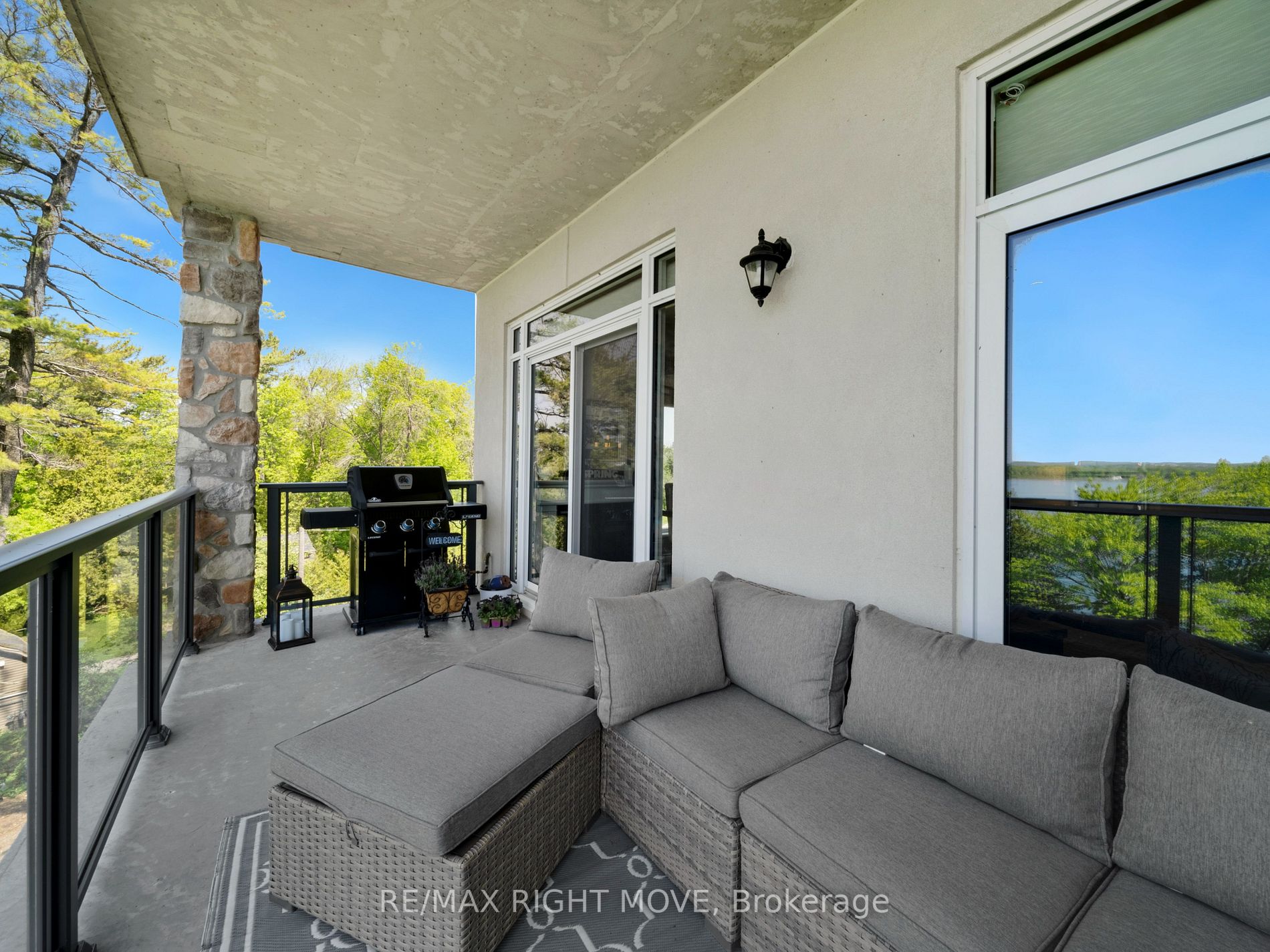 90 Orchard Point Rd, #402