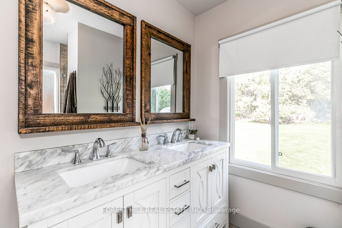 81 Parkside Dr