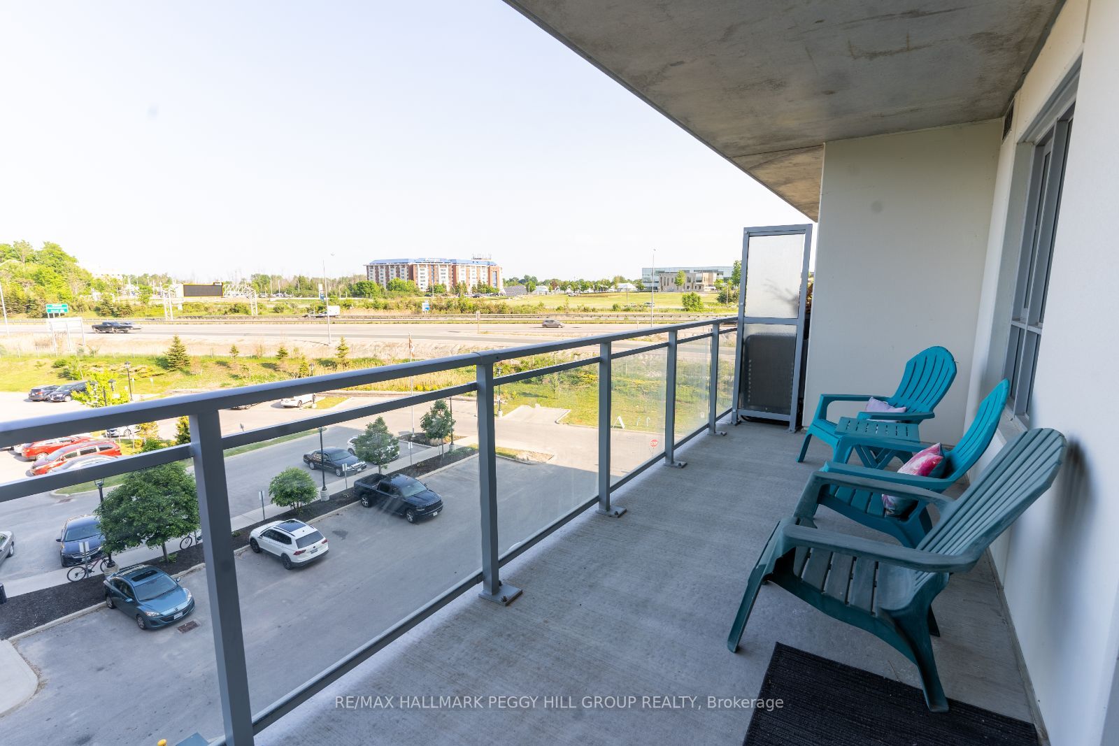 58 Lakeside Terr, #709