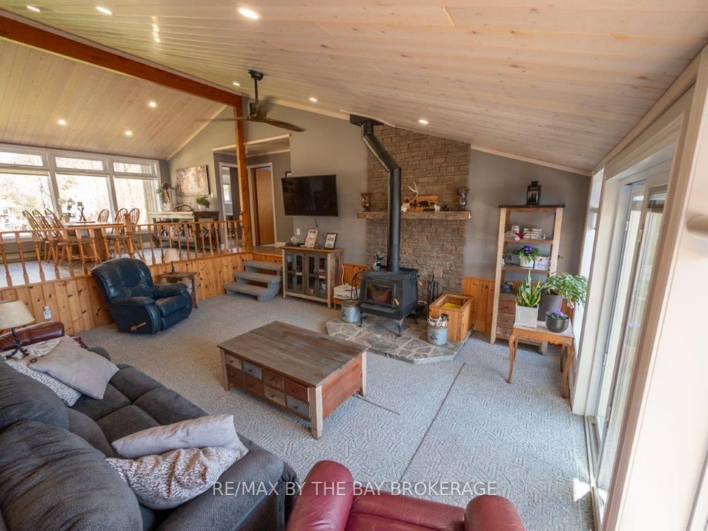 1745 PAPPY GILL Lane