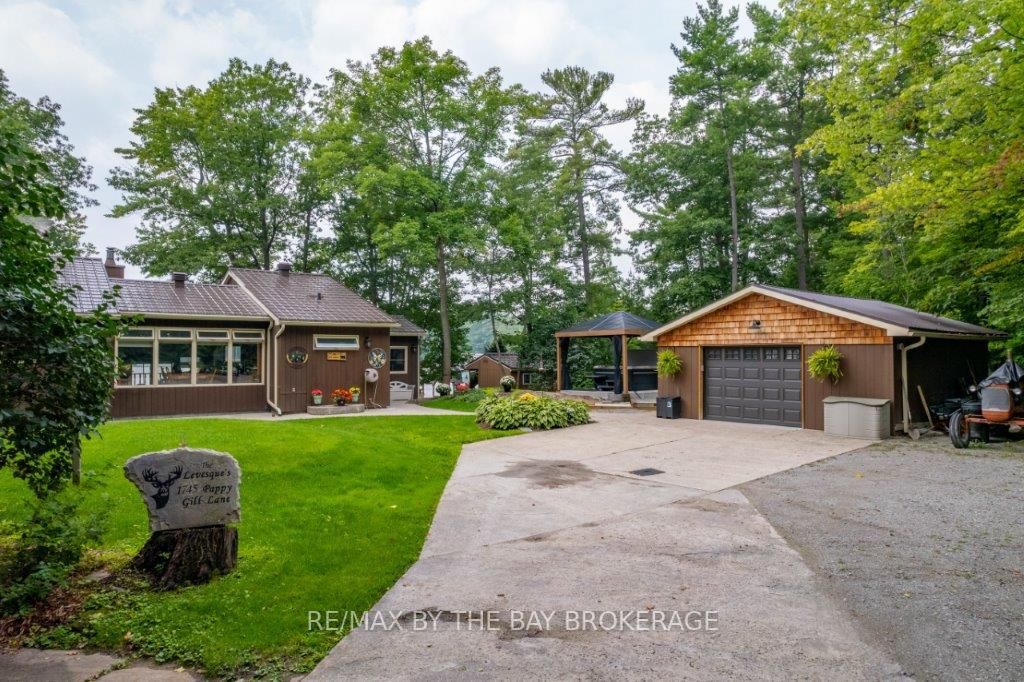 1745 PAPPY GILL Lane